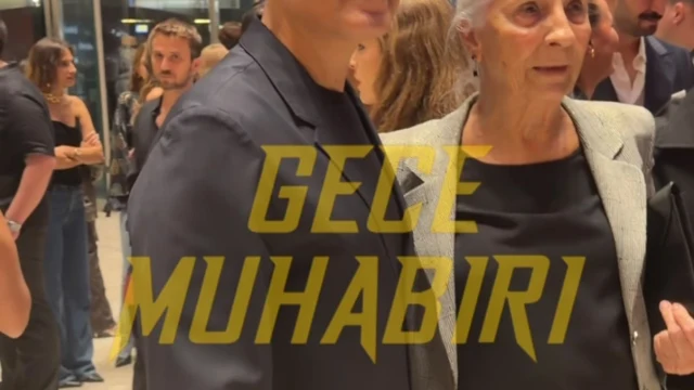 Bir dönem “İstanbul Sokakları” dizisinde birlikte rol alan Caner Cindoruk ve Yıldız Kültür, Sadri Alışık Tiyatro ve Sinema Oyuncu Ödülleri’nde bir araya gelerek hasret giderdi