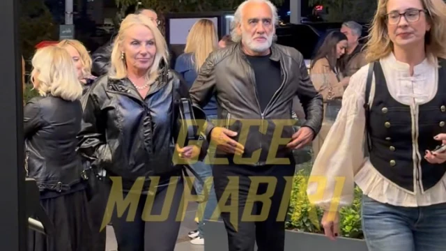 Sinan Çetin ve eşi Rebekka Haas Çetin, Edi ile Büdü tiyatro oyununun prömiyerine katıldı
