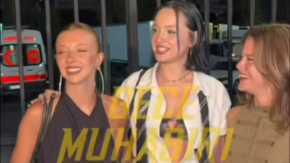 İzmir’de yapılacak Manifestival öncesi Edis konserine gelen Manifest üyeleri Esin Bahat, Zeynep Oktay ve Mina Solak, Gece Muhabiri Samet Aday’ın sorularını yanıtladılar