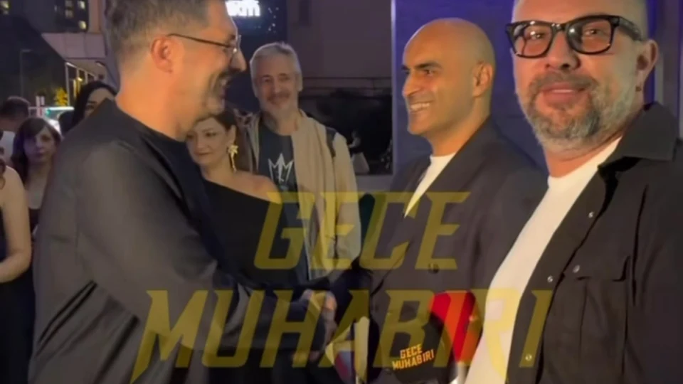 Dün akşam 27. Sadri Alışık Sinema ve Tiyatro Ödülleri Gecesi’ne katılan ve Gece Muhabiri