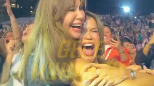 Ebru Şallı ve Demet Şener, Seda Sayan ve Tekir’in “Yıkamazlar” şarkısı eşliğinde doyasıya eğlendiler