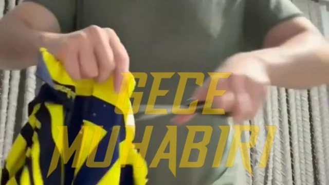 Bir Fenerbahçe taraftarı, Gençlerbirliği mağlubiyeti sonrası formasını makasla parçaladı: “İlk maçtan yol