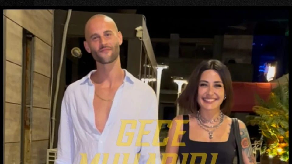 Melek Mosso İspanyol sevgilisi Jose Miguel Gonzalez Iglesias ile birlikte ilk kez el ele görüntülendi