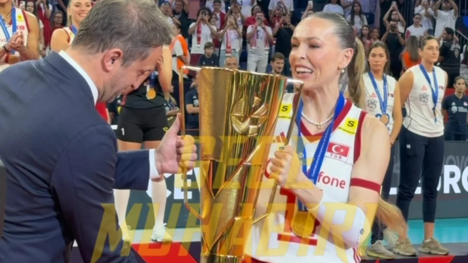 Dünyada kazanılmadık tek bir kupa bırakmayan Filenin Sultanları, 2026 Avrupa Şampiyonası’nı da boş geçmedi