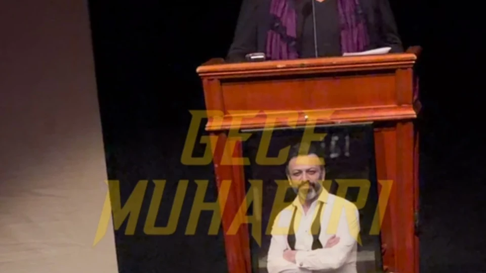 Bennu Yıldırımlar, tiyatrodan arkadaşı Serhat Kılıç için kaleme aldığı son veda mektubunu okurken gözyaşlarına hâkim olamadı