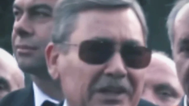 2 saate yakın ifade veren eski Ankara Büyükşehir Belediye Başkanı Melih Gökçek, adliye önünde açıklama yaptı: “İnşallah Allah kısmet ederse savcılığın yaptığı araştırma, soruşturma