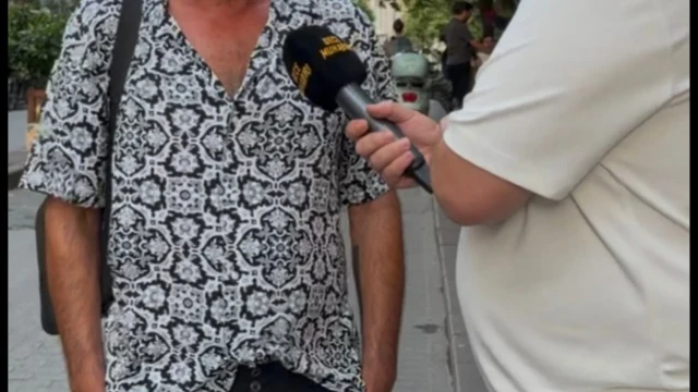 Yazı bitmesini bekleyerek geçirdiğini söyleyerek kendisini sonbahar adamı olarak tanımlayan Teoman, Gece